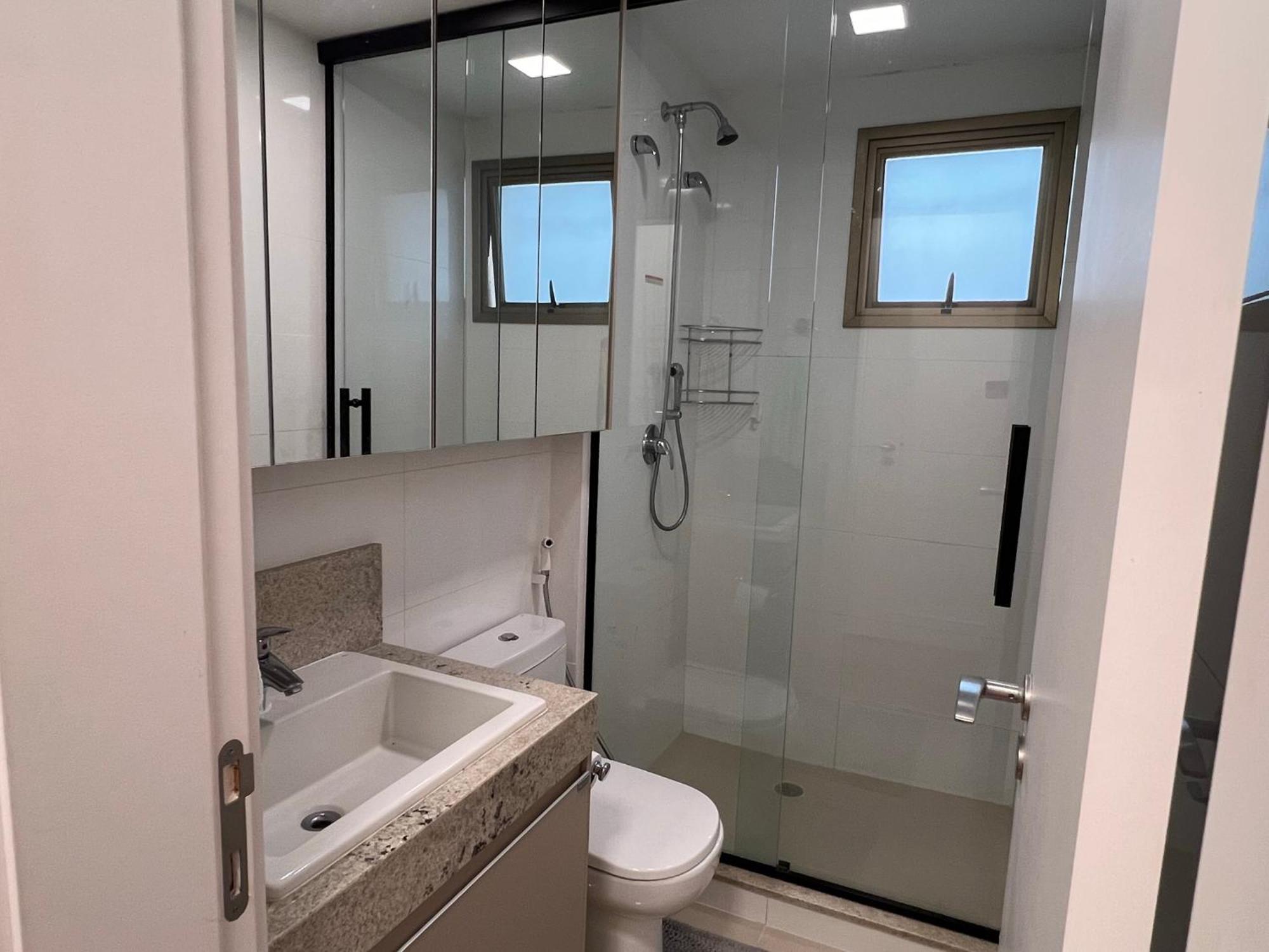 Luxuoso Apto 2 Quartos Na Av Do Batel- Academia, Piscina Aquecida E Churrasqueira *