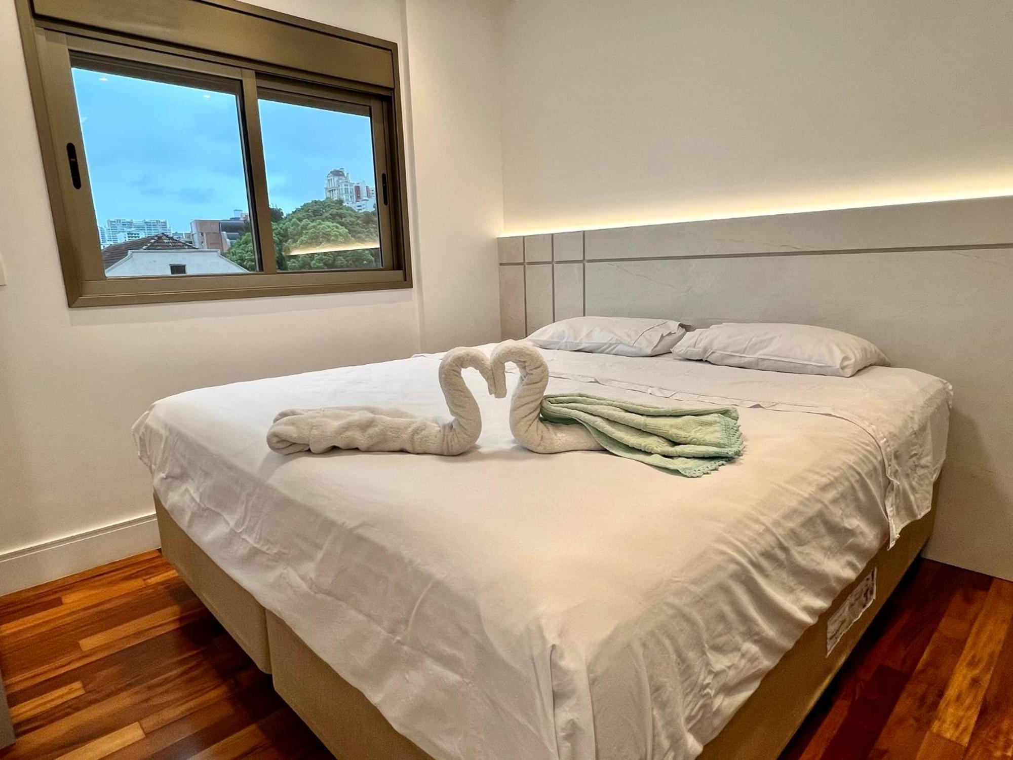 Apartamento Luxuoso Apto 2 Quartos Na Av Do Batel- Academia, Piscina Aquecida E Churrasqueira *