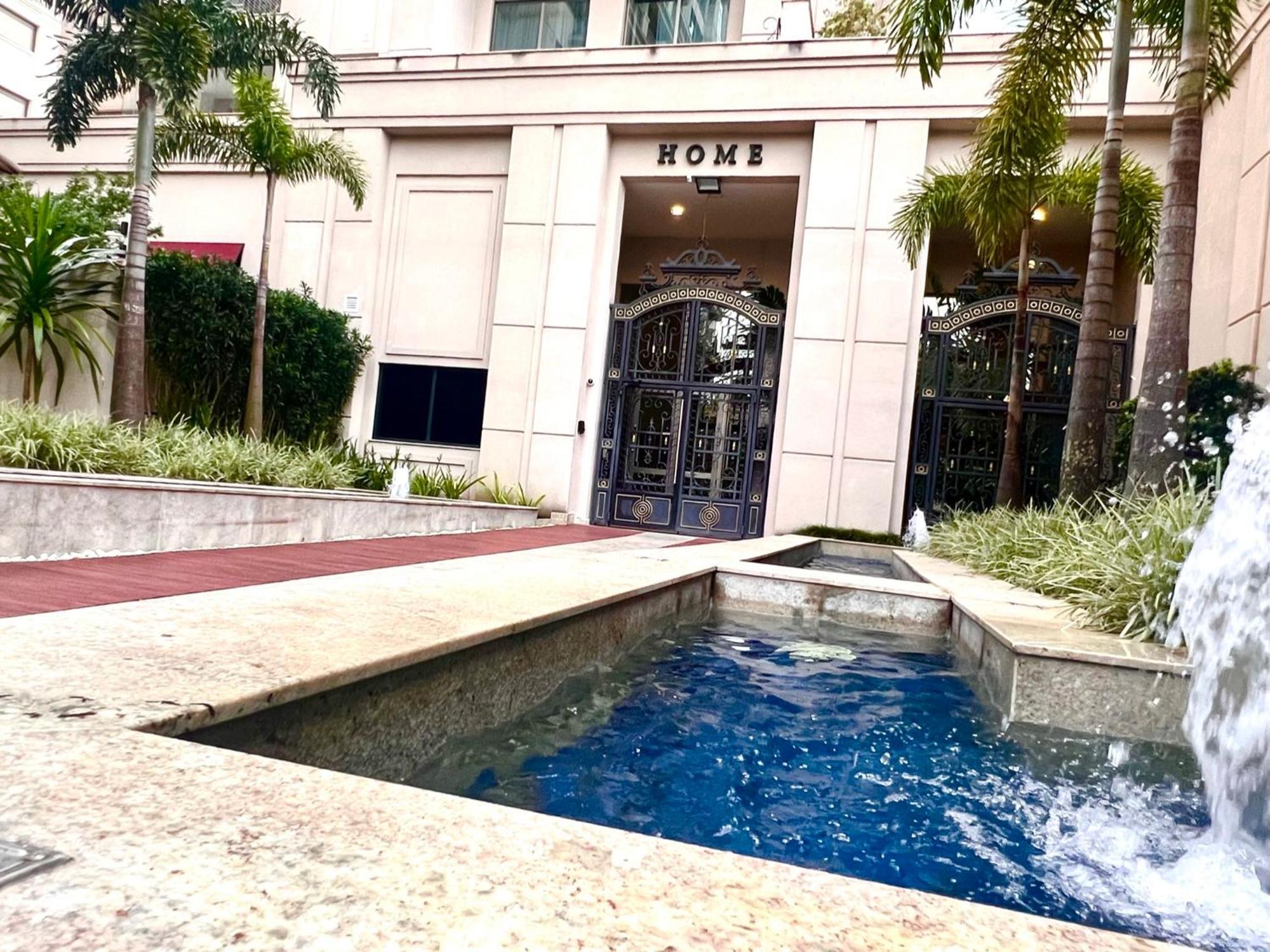 Apartamento Luxuoso Apto 2 Quartos Na Av Do Batel- Academia, Piscina Aquecida E Churrasqueira